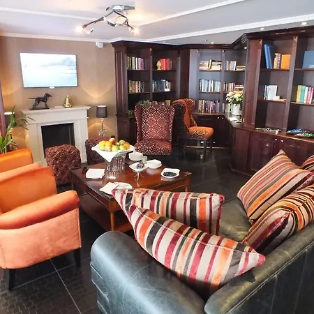 Crossgates Hotelship 4 Star - Altstadtnord - 4* Cologne